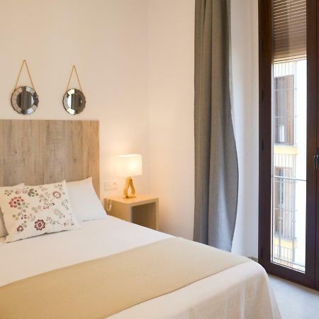 Apartamento Faustino Alvarez Sevilla Bagian luar foto