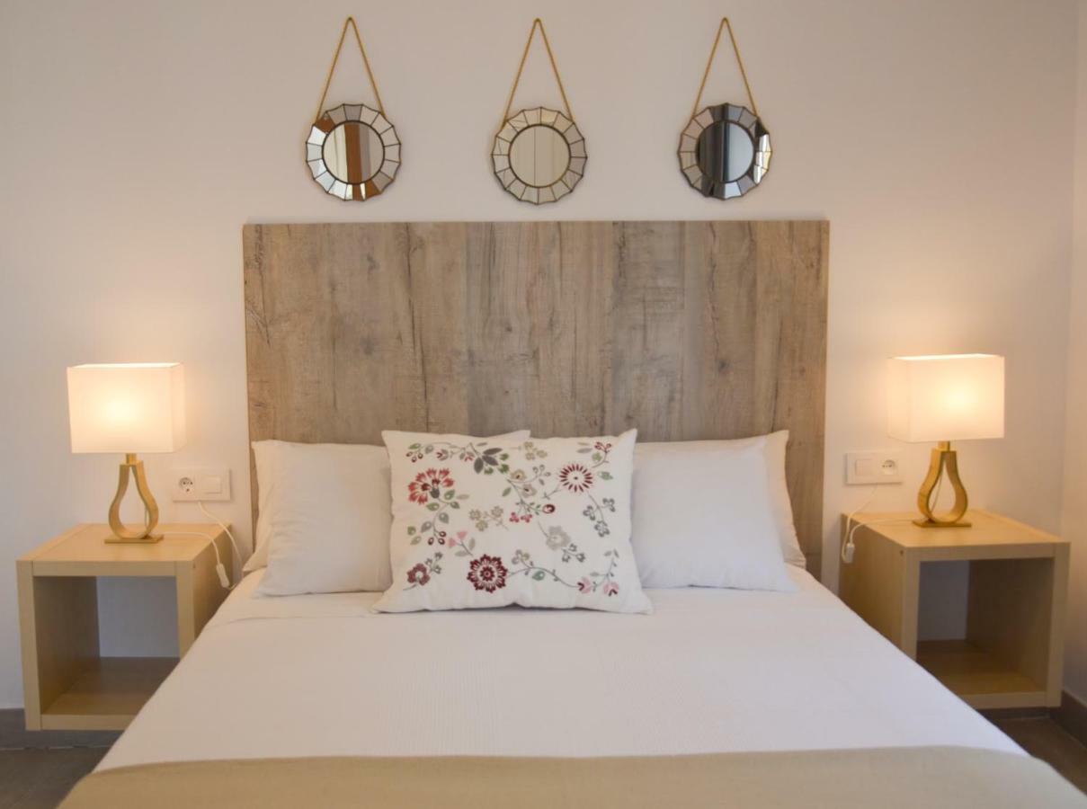 Apartamento Faustino Alvarez Sevilla Bagian luar foto